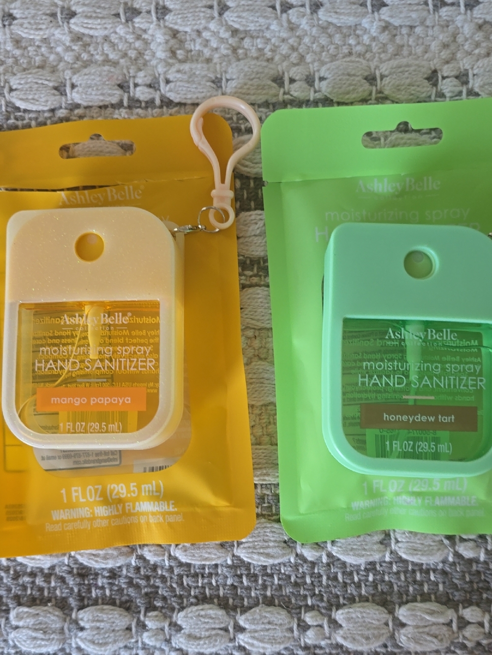 Moisturizing Spray Hand Sanitizer - Peach & Mint Case